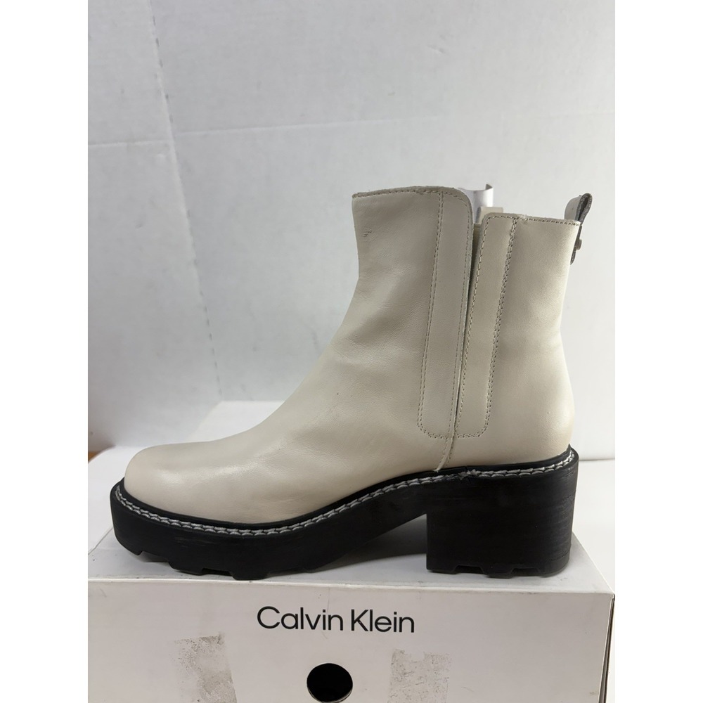 Calvin Klein Women's Amina Leather Block Heel Chelsea Boots Chic Cream Size 8M - Picture 2 of 8